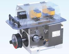 新型高速精密夫式送料机